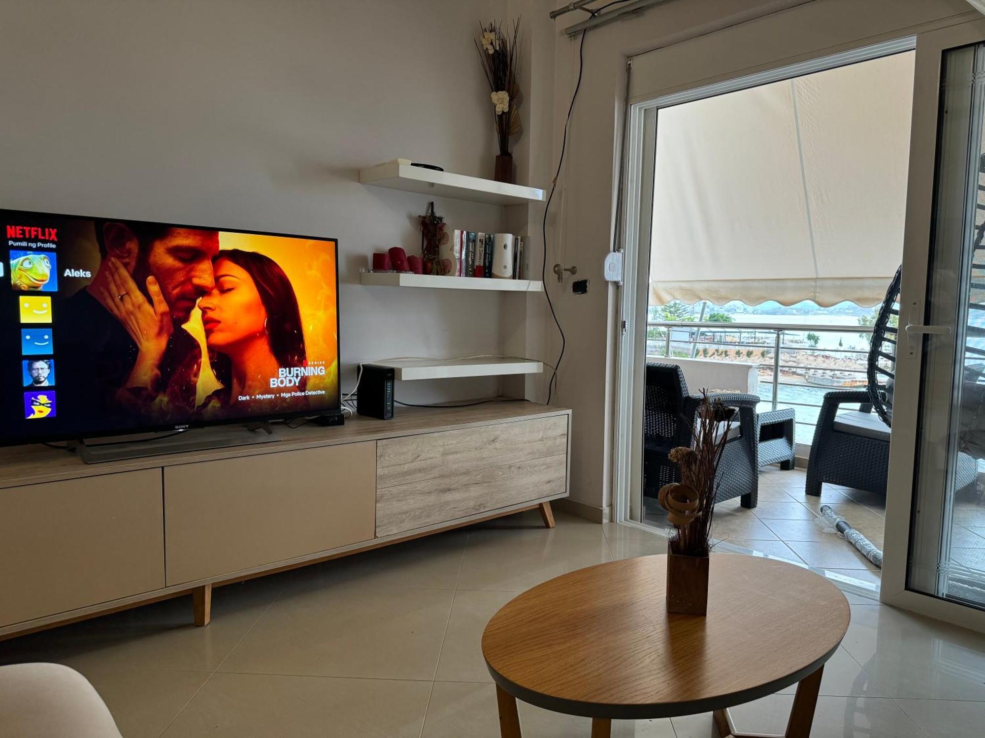 Leon Sea View Apartment Sarandë エクステリア 写真