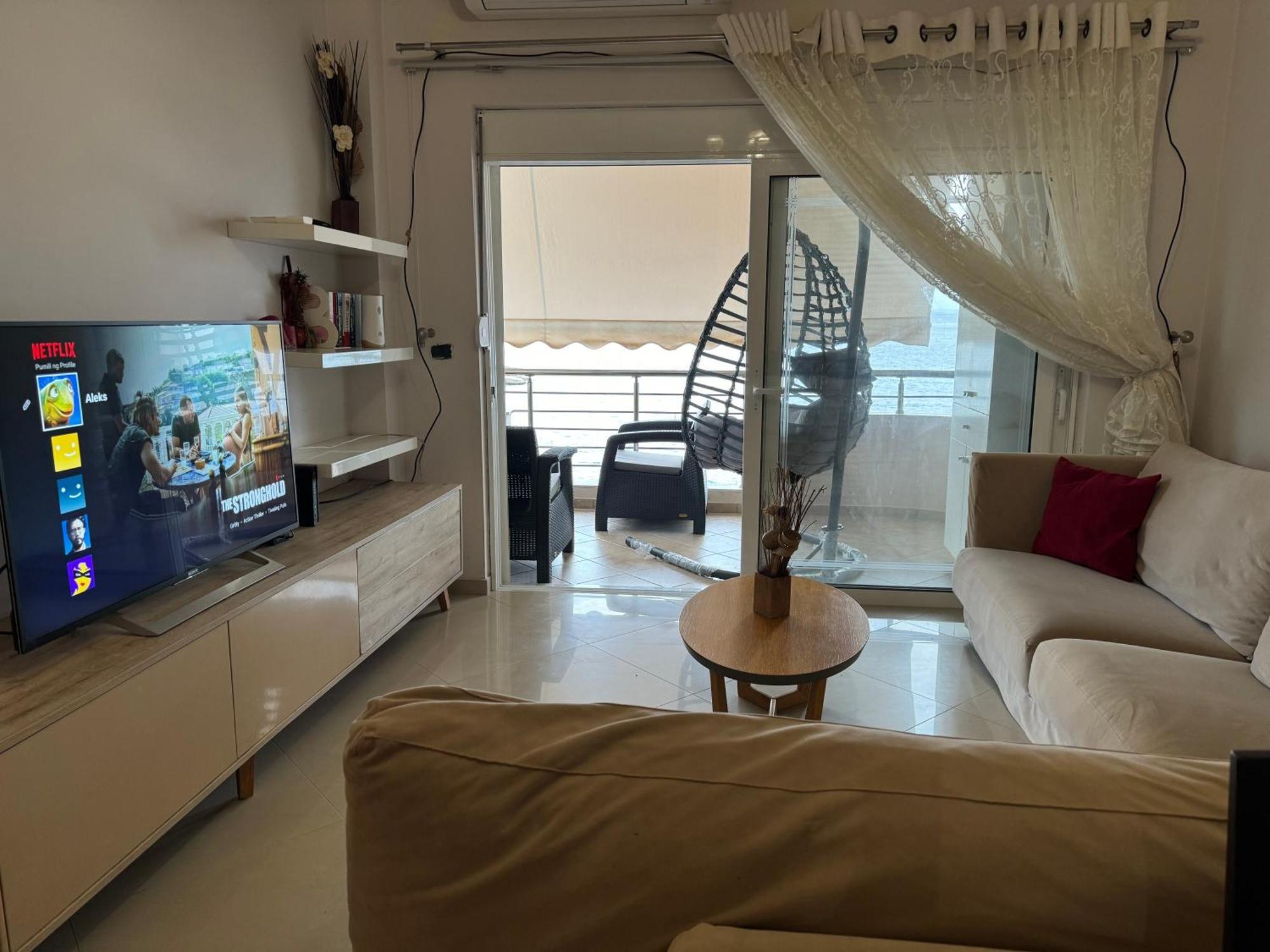 Leon Sea View Apartment Sarandë エクステリア 写真