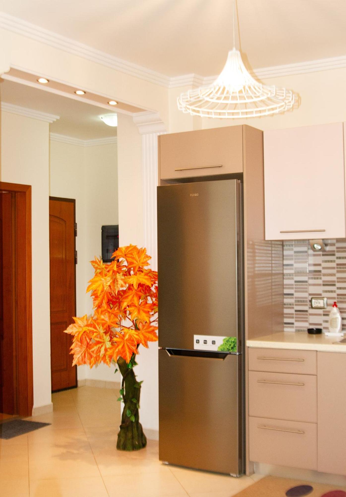 Leon Sea View Apartment Sarandë エクステリア 写真